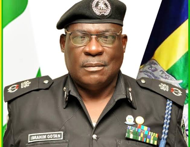 BREAKING: POLICE ARREST TWO CUSTOMS OFFICERS FOR FATAL SHOOTING OF DRIVER IN OSOGBO